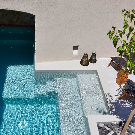 Aeon Suites - Adults Only Pyrgos Kallistis Exterior photo