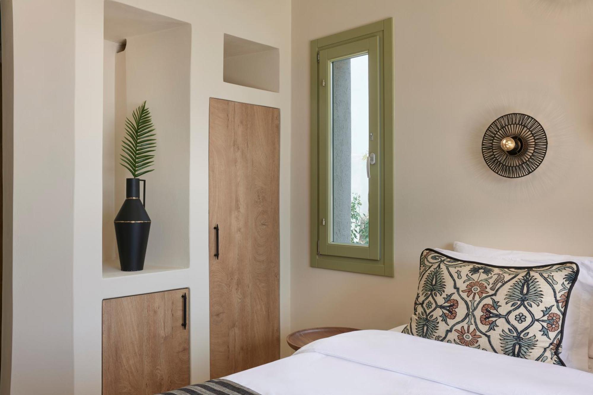 Aeon Suites - Adults Only Pyrgos Kallistis Exterior photo