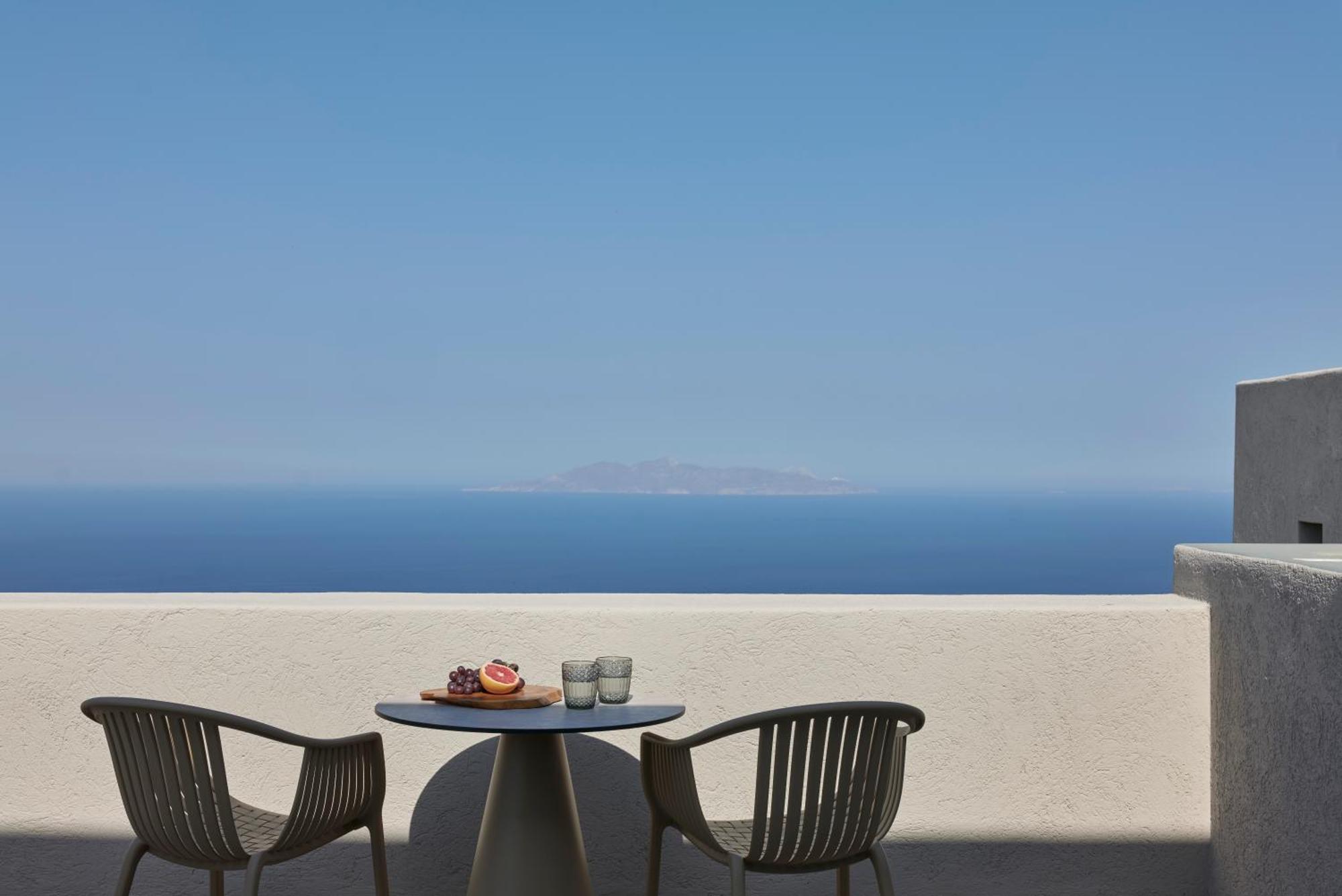 Aeon Suites - Adults Only Pyrgos Kallistis Exterior photo