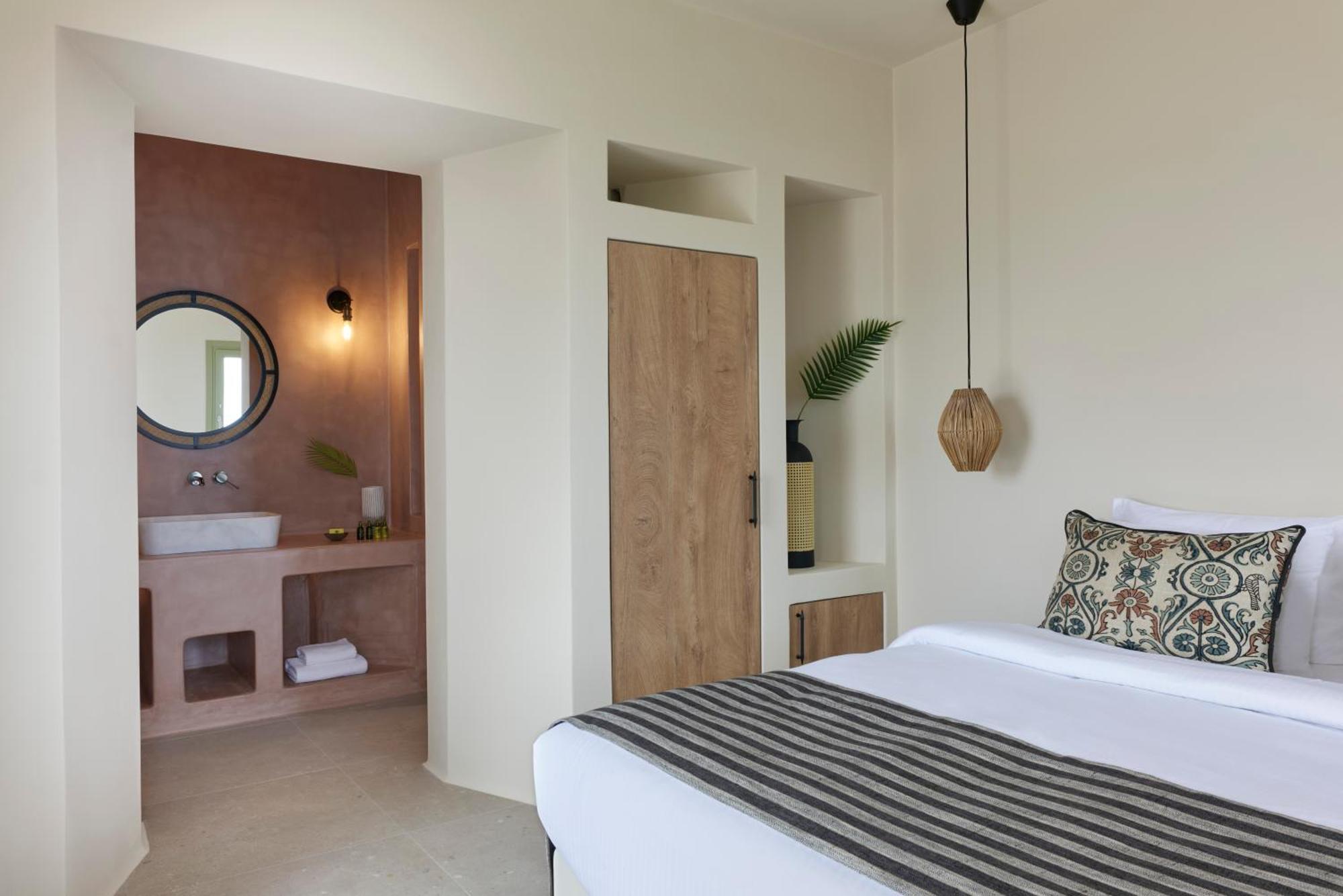 Aeon Suites - Adults Only Pyrgos Kallistis Exterior photo