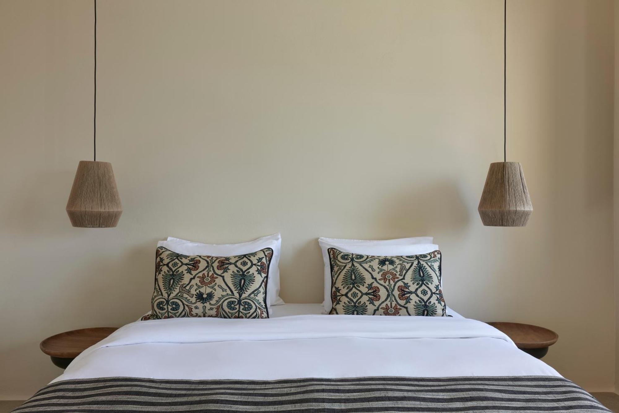 Aeon Suites - Adults Only Pyrgos Kallistis Exterior photo