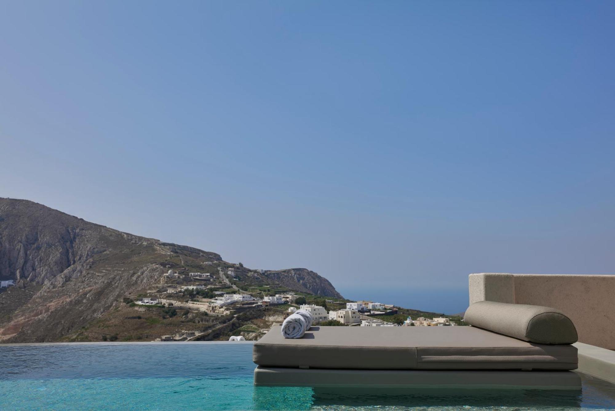 Aeon Suites - Adults Only Pyrgos Kallistis Exterior photo