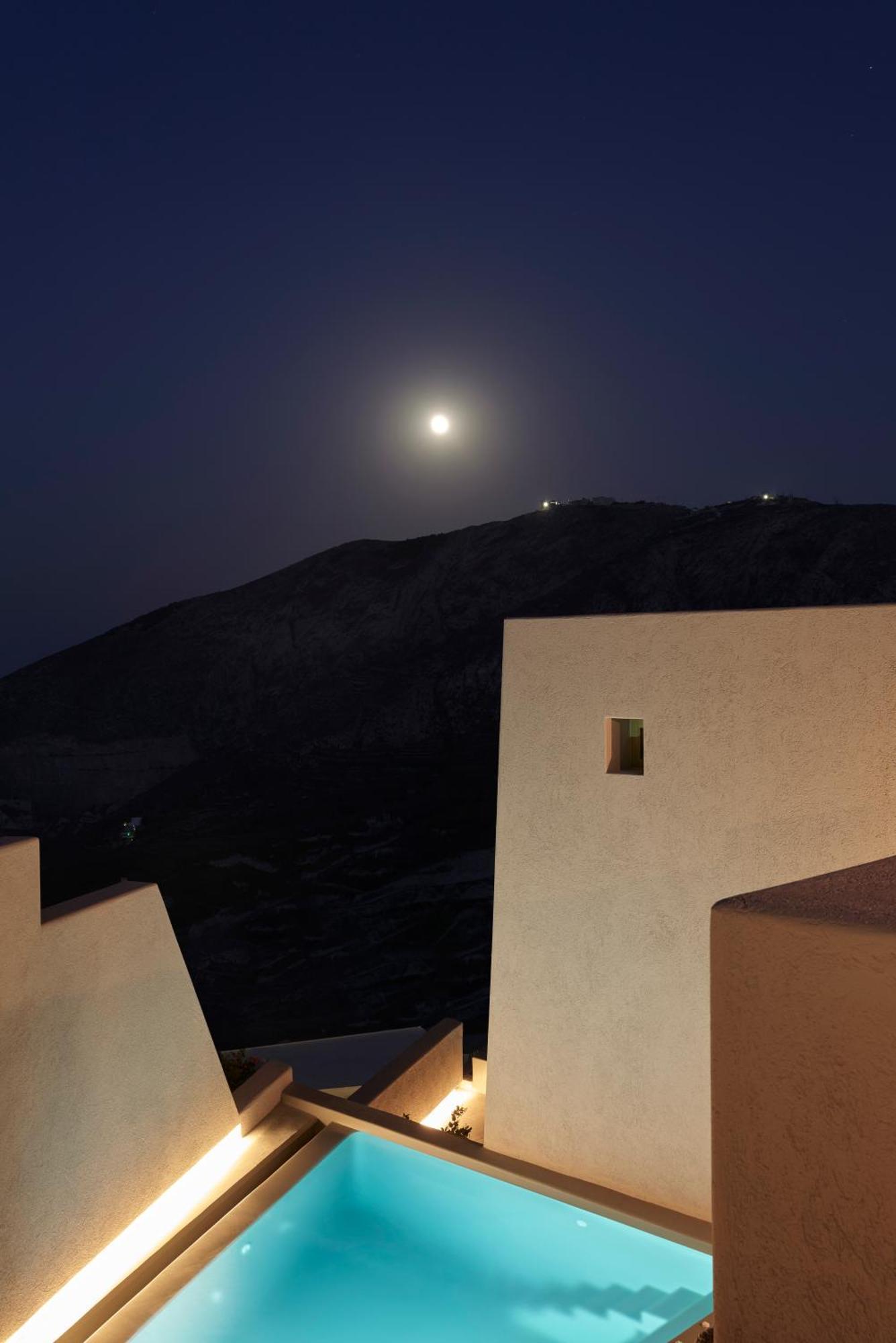 Aeon Suites - Adults Only Pyrgos Kallistis Exterior photo